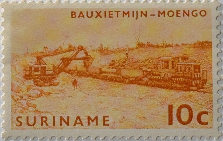 Suriname – 1965 – Bauxite Mine, Moengo – 10c